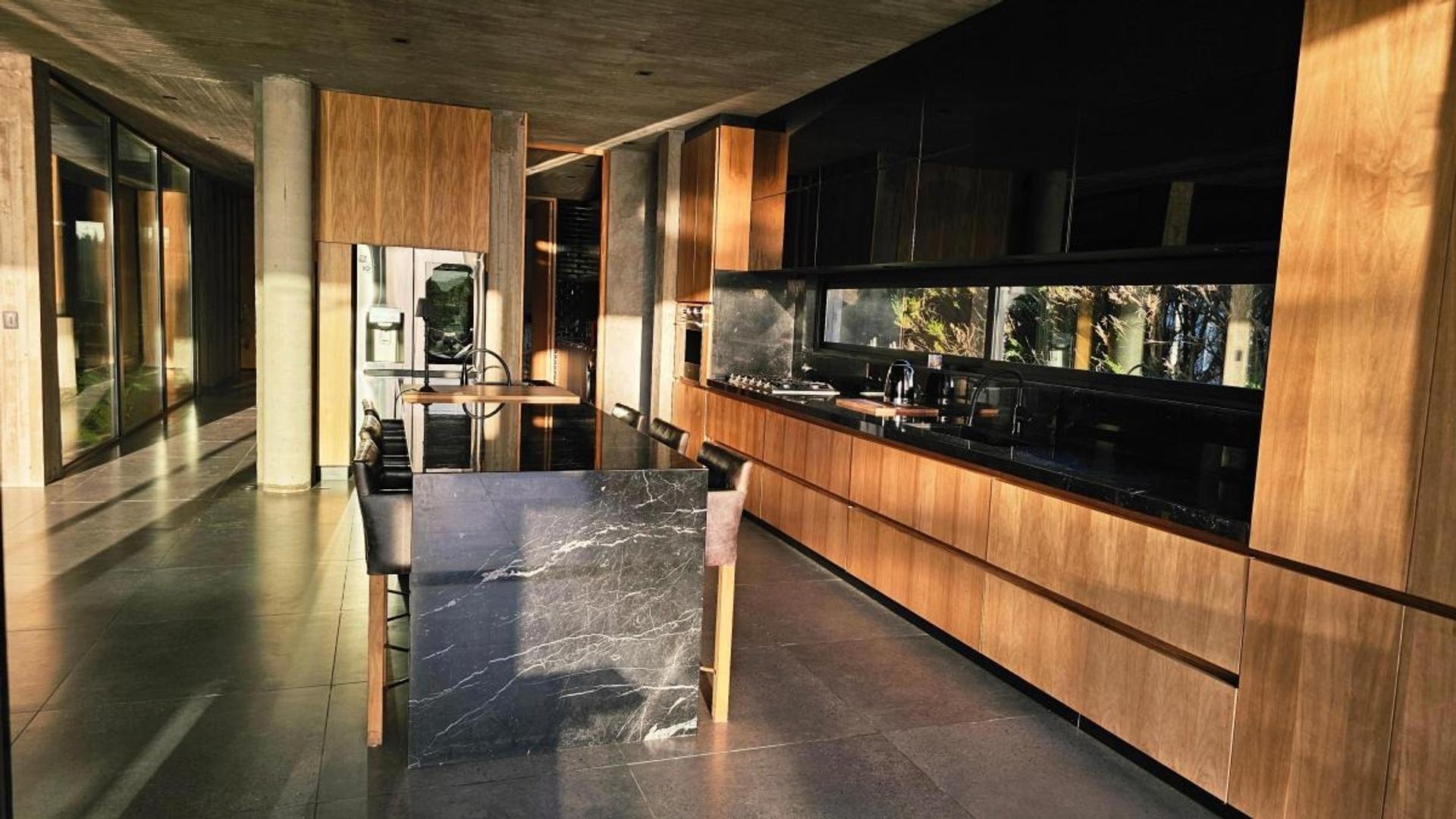 Casa en Alquiler de 3 dormitorios