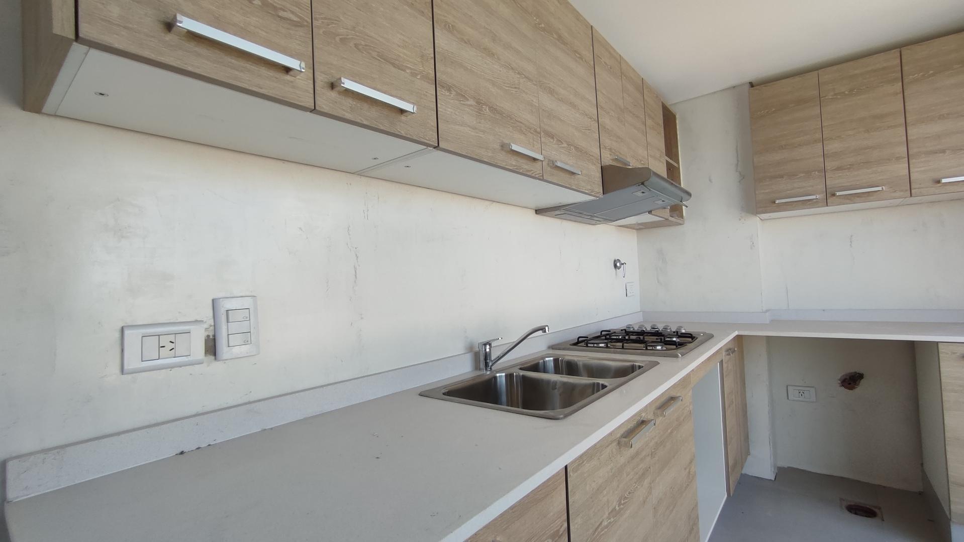 Departamento en Alquiler con 1 cocheras