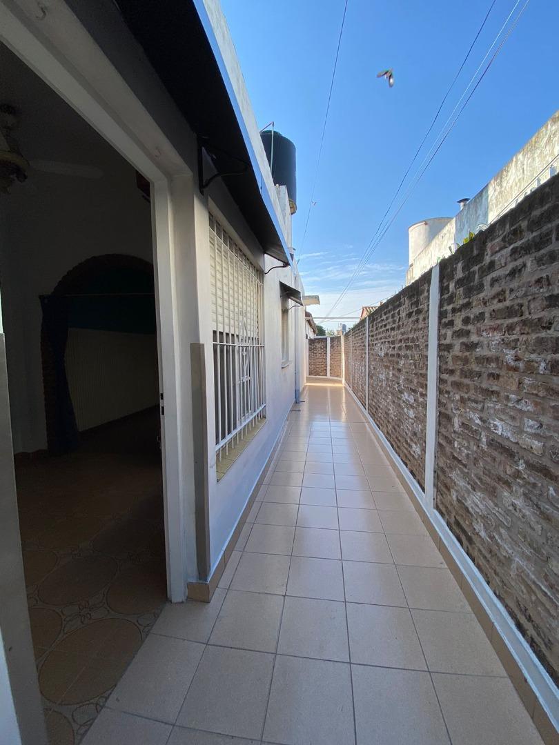Depto Tipo Casa en Alquiler de 1 dormitorio