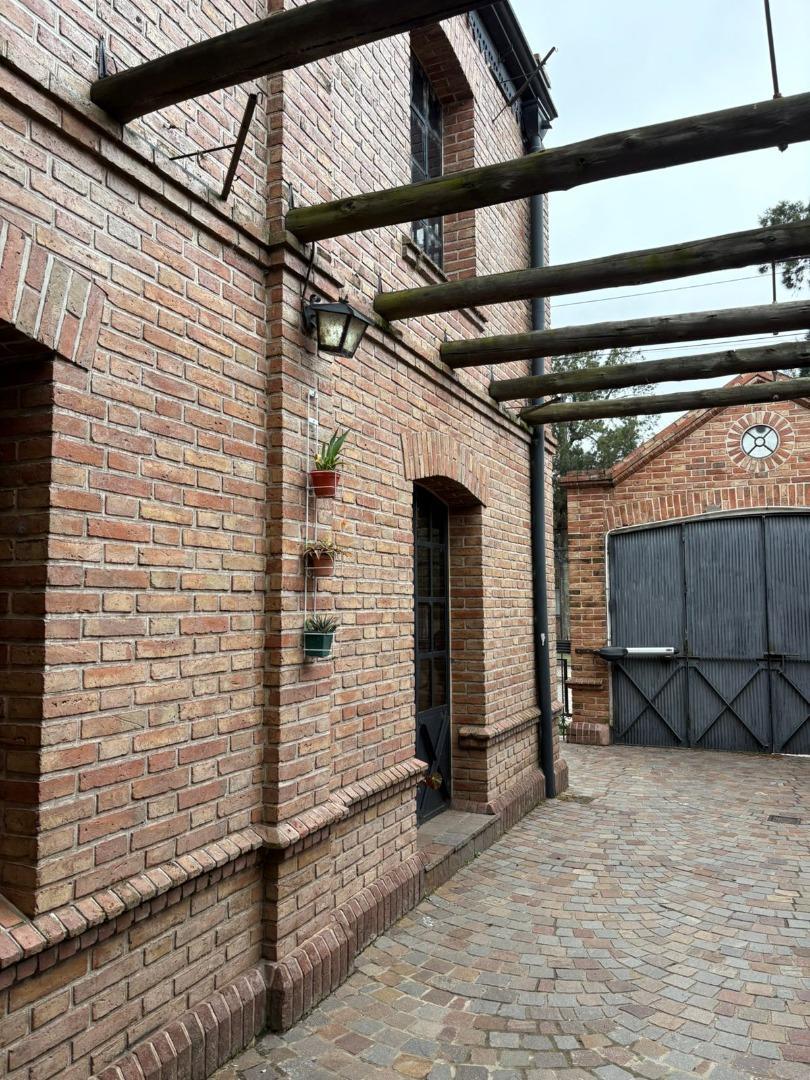 PROPIEDAD UNICA CON FINES COMERCIALES O DE PRIMER VIVIENDA