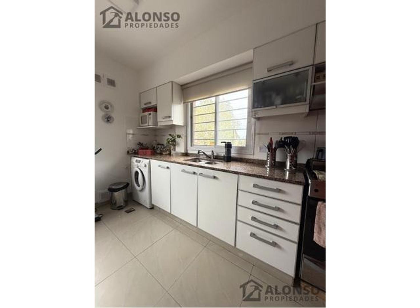 Departamento 3 ambientes con 1 baño