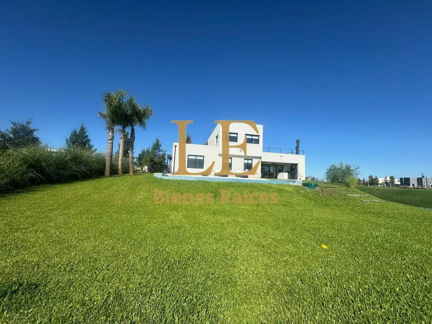 Casa en Venta de 5 dormitorios