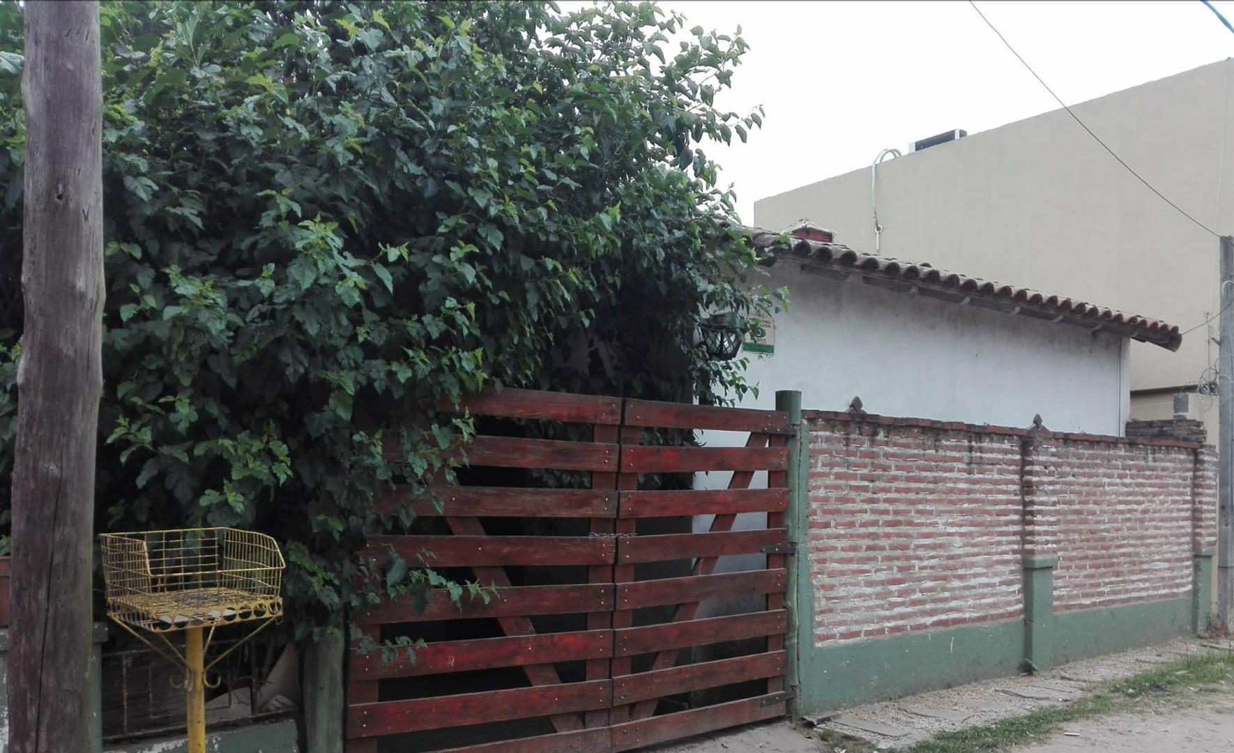 Terreno con casa a reciclar. Gral Rodriguez