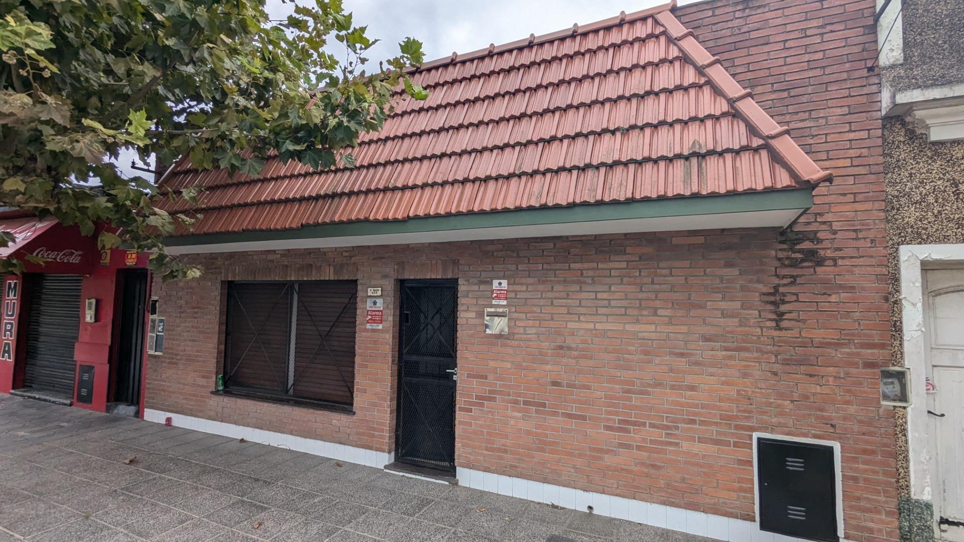 Casa en venta 3 Amb. Excelente Zona Lanús Oeste