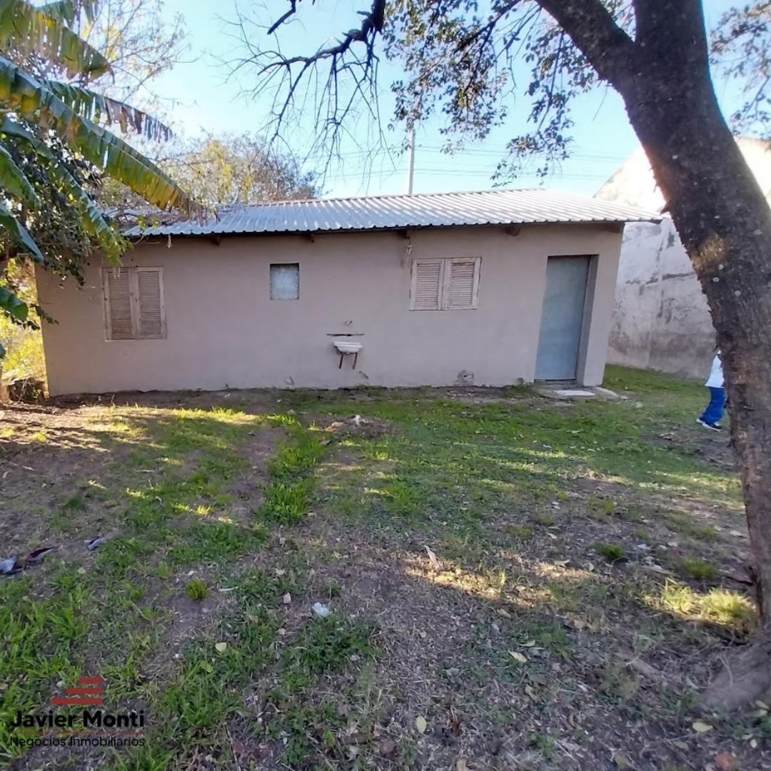 Casa 3 ambientes con 1 baño