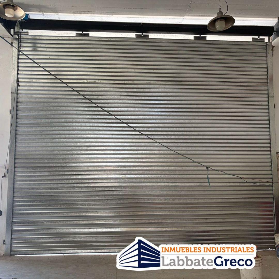 Galpon en Alquiler en Villa Lynch, USD 7.800