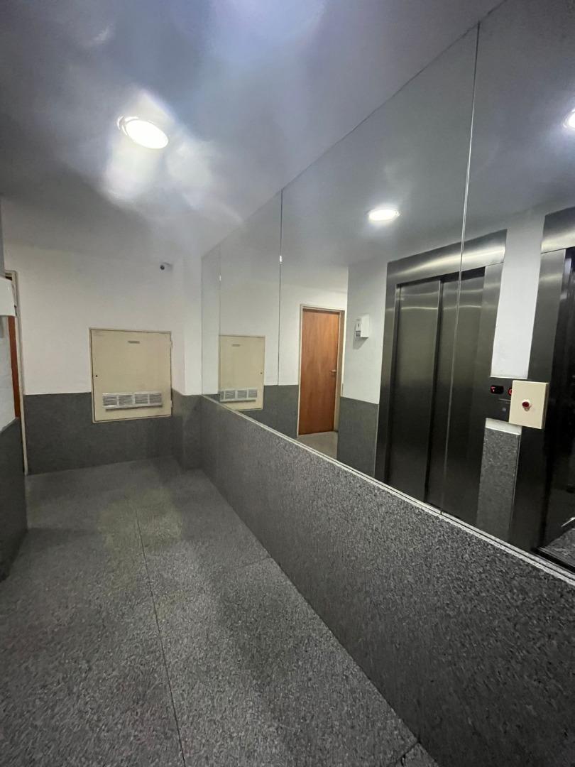 Departamento en Alquiler en Abasto, $ 480.000