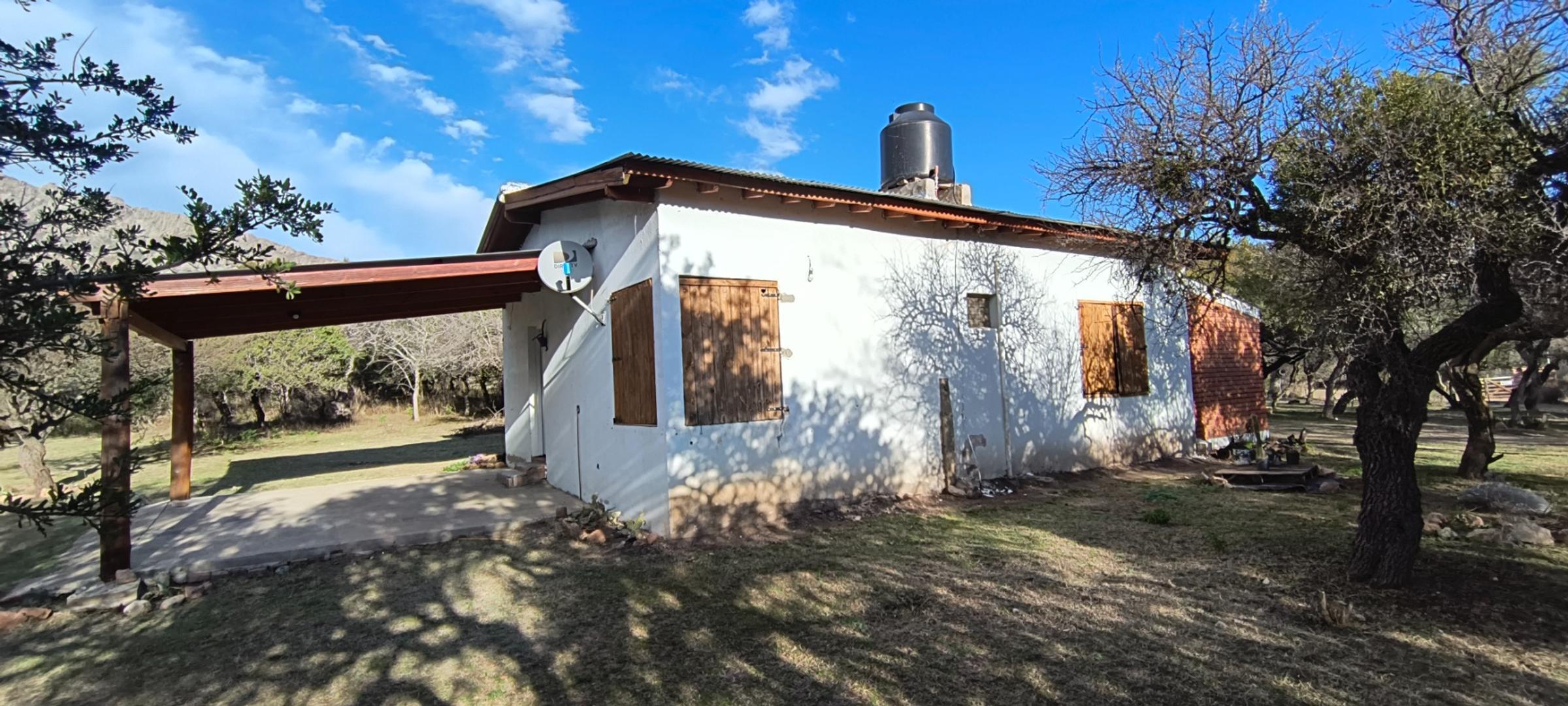 Casa 3 ambientes con 1 baño