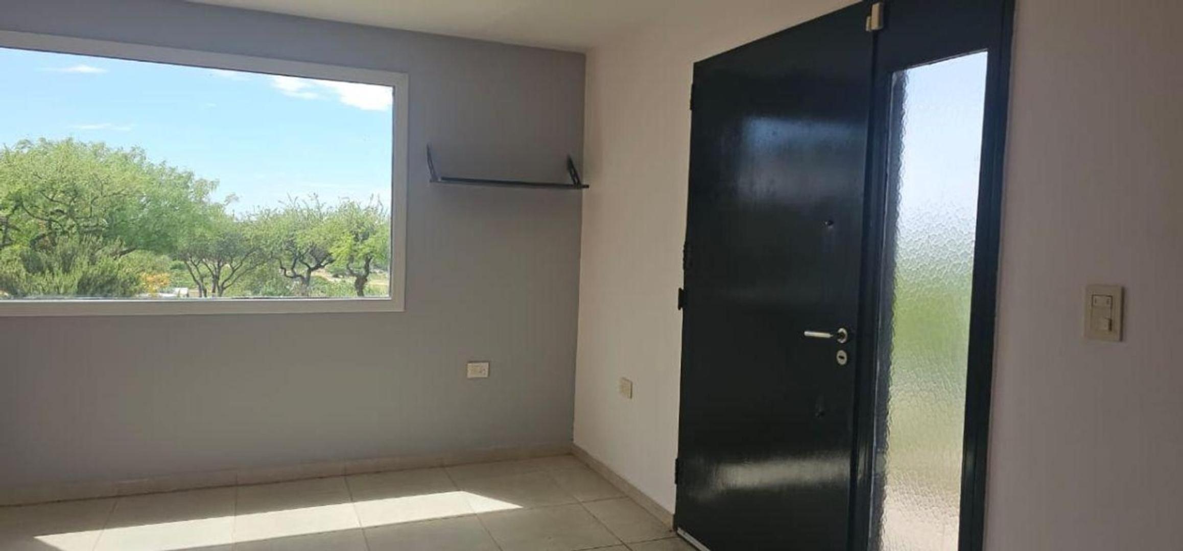 Casa en Venta 2 dormitorios Barrio de montaña Los Encantos