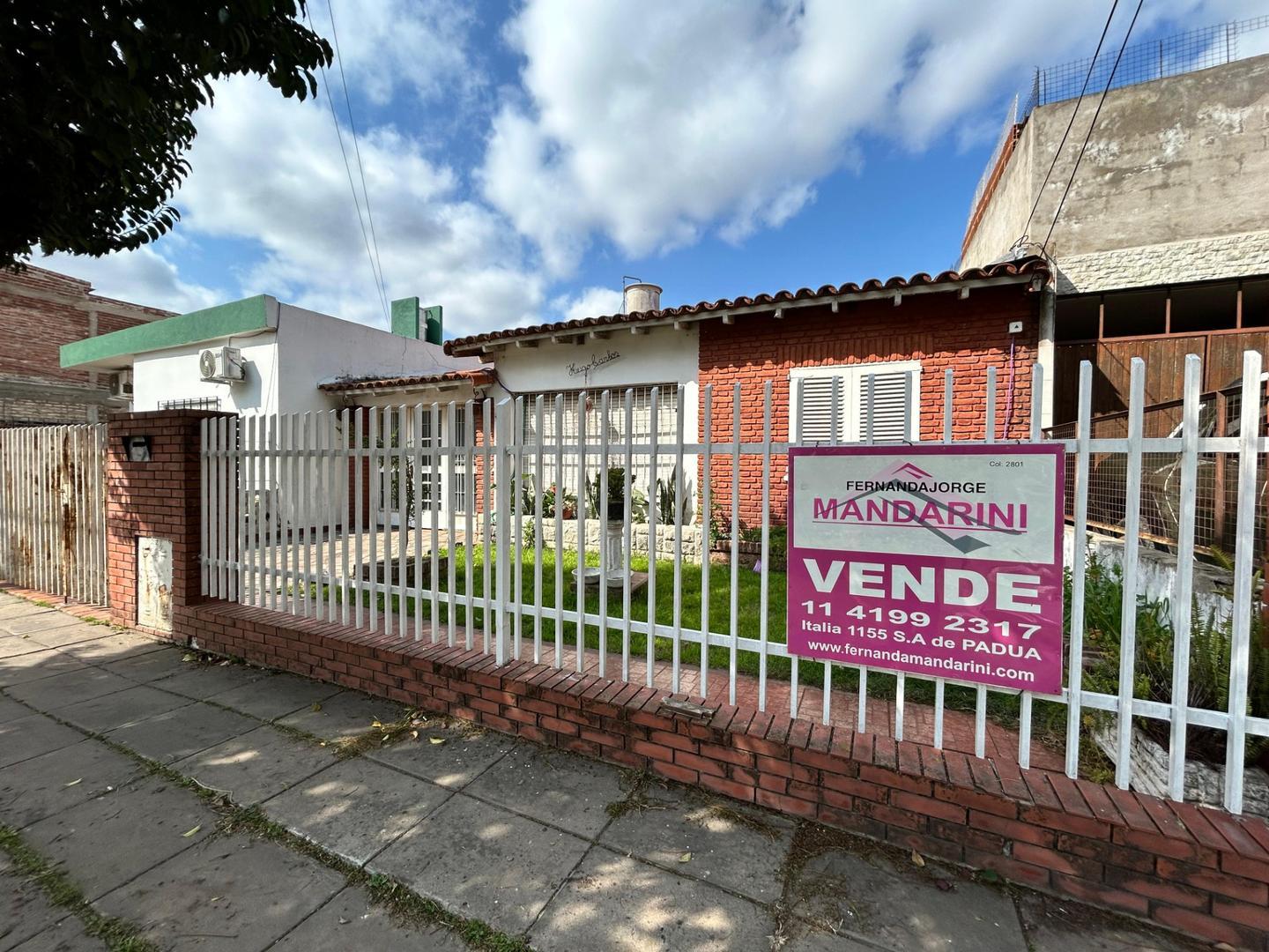 VENTA- CASA 3 AMBIENTES -SAN ANTONIO DE PADUA