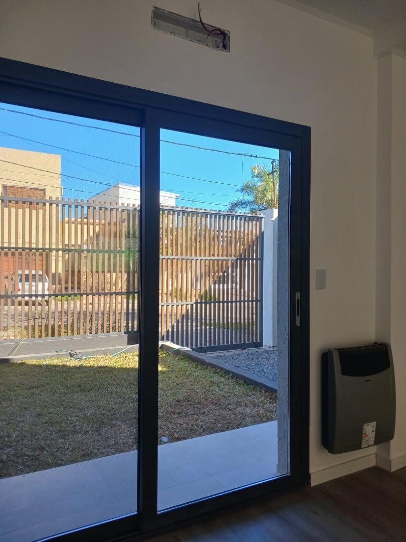 Departamento en Venta en Campana, USD 118.000