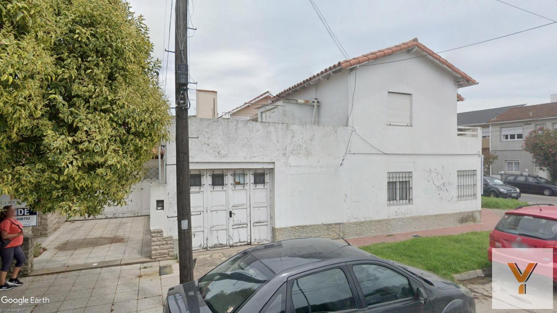 Depto Tipo Casa en Venta al Este