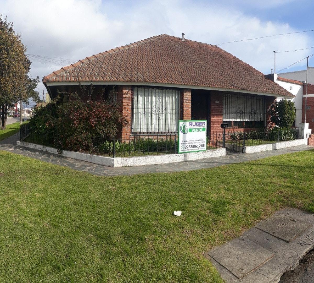 CHALET 4 AMB CON PATIO Y COCHERA LAS AVENIDAS