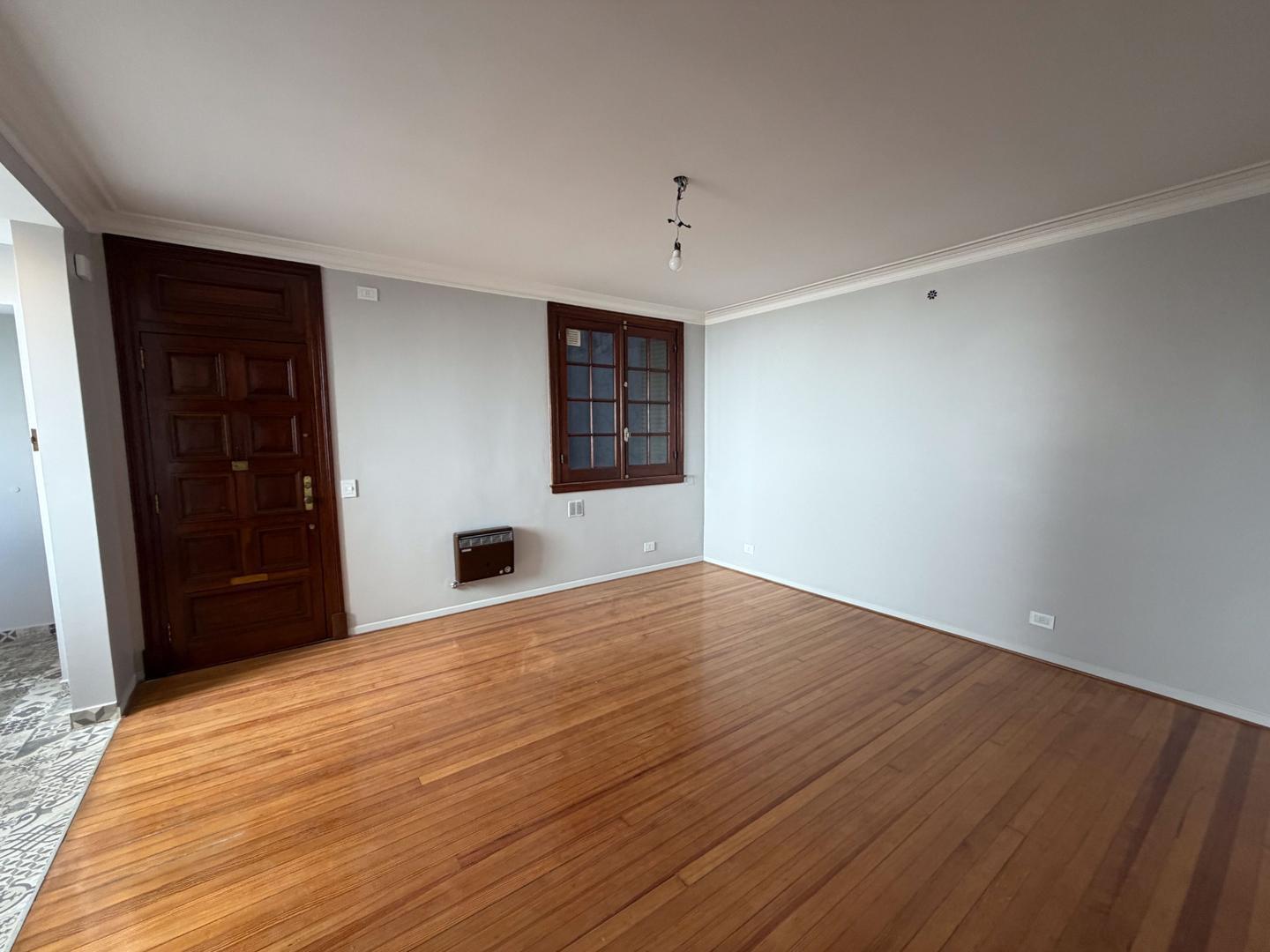 DEPARTAMENTO 3 AMBIENTES CON DEPENDENCIA SAN CRISTOBAL VENTA