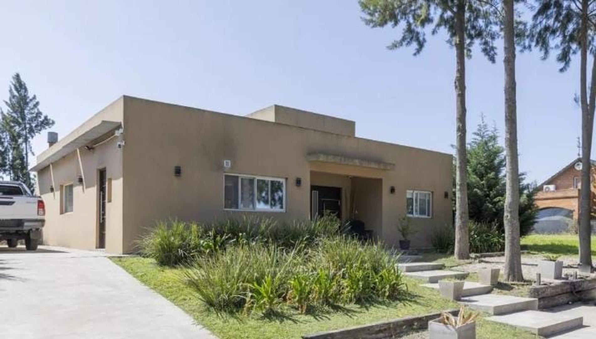 Venta de excelente casa en Brickland Canning