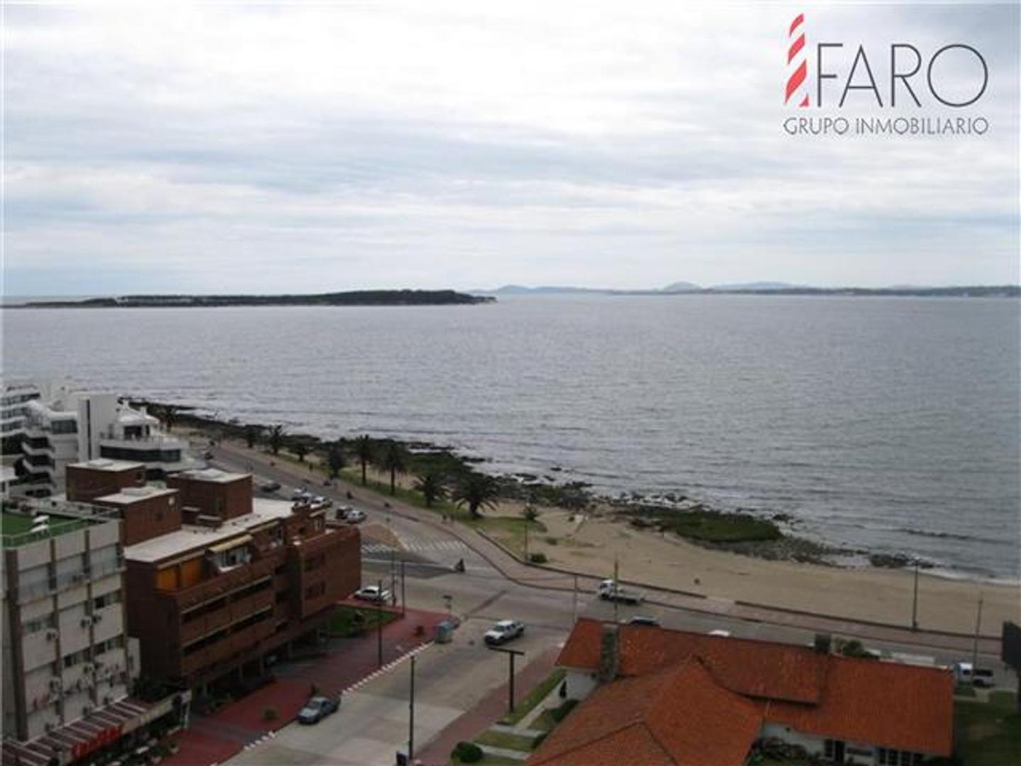 Apartamento en Mansa 3 dormitorios 2 baños terraza