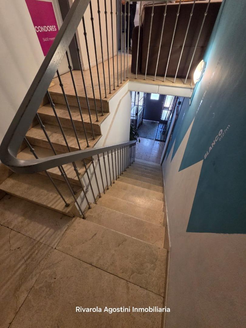 Oficina 4 ambientes con 1 baño