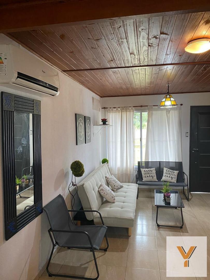 Casa en alquiler temporario - 2 Dormitorios 1 Baño - Cochera - Mar del Plata