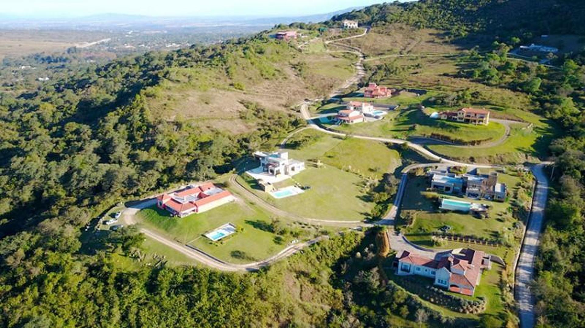 Vendo en Club de Campo La Hoyada de Castellanos