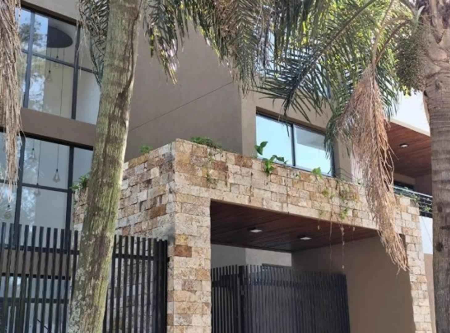 Del Mangrullo 1200 , Piso 2