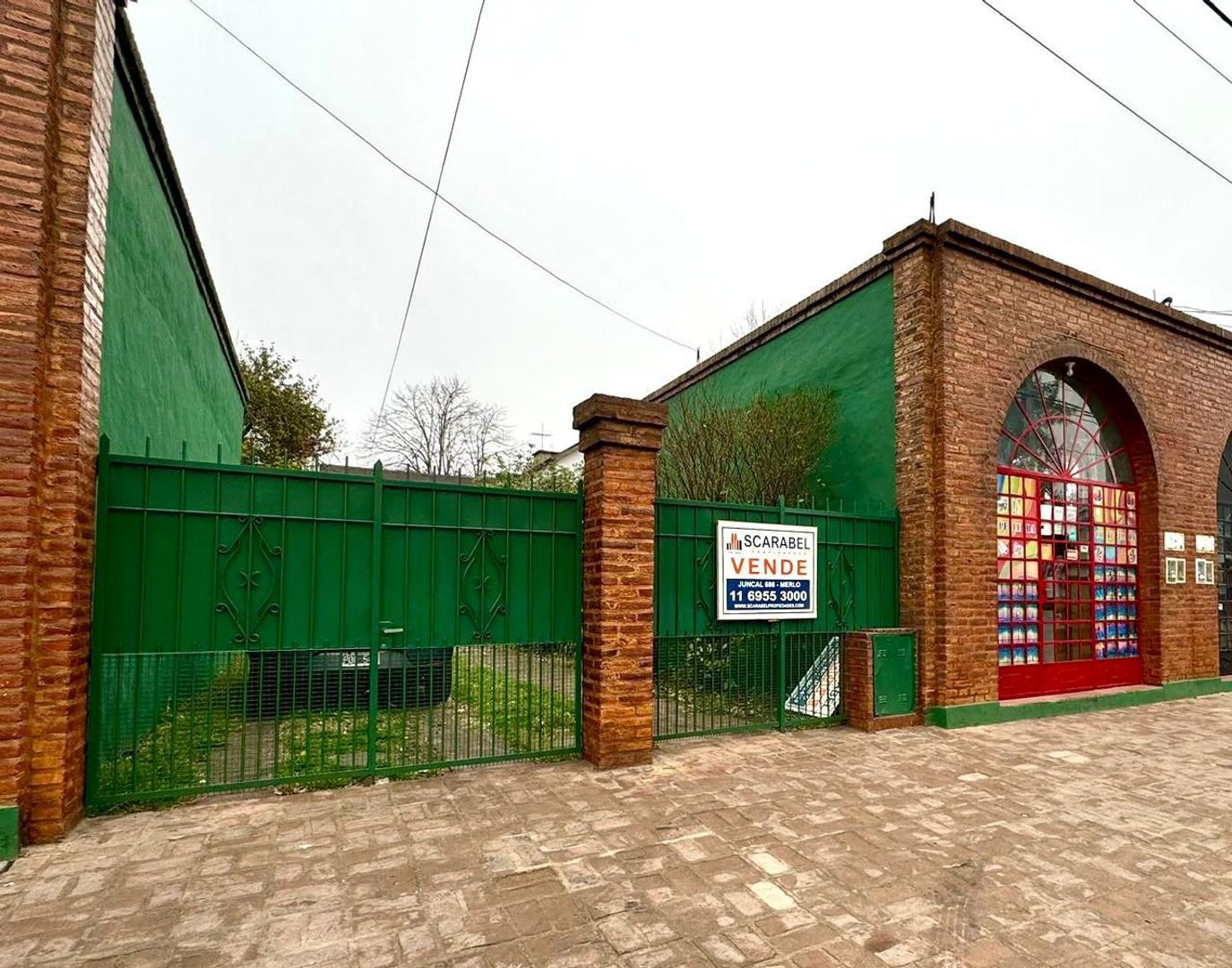 EN VENTA CASA TIPO QUINTA CON LOCAL EN ZAPIOLA