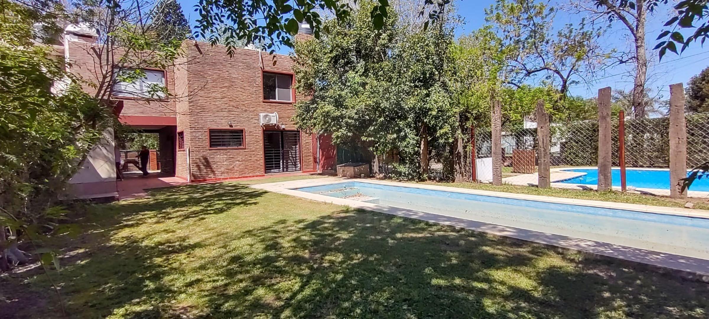Casa en Venta al Este