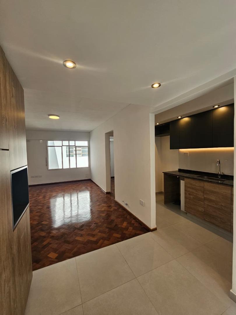 EN BARRIO MARTÍN - DOS DORMITORIOS + COMODIN