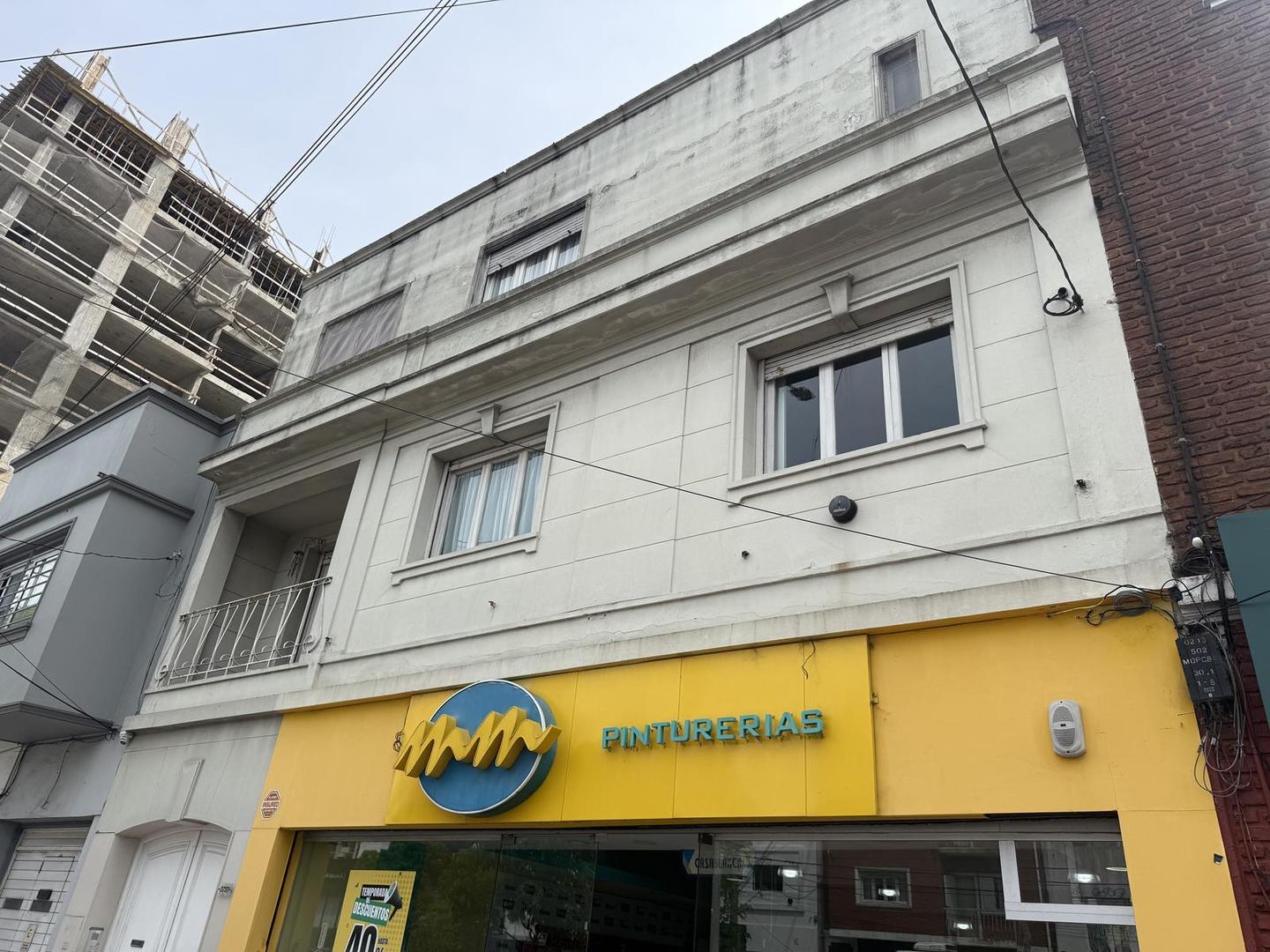 Independencia  al 2700