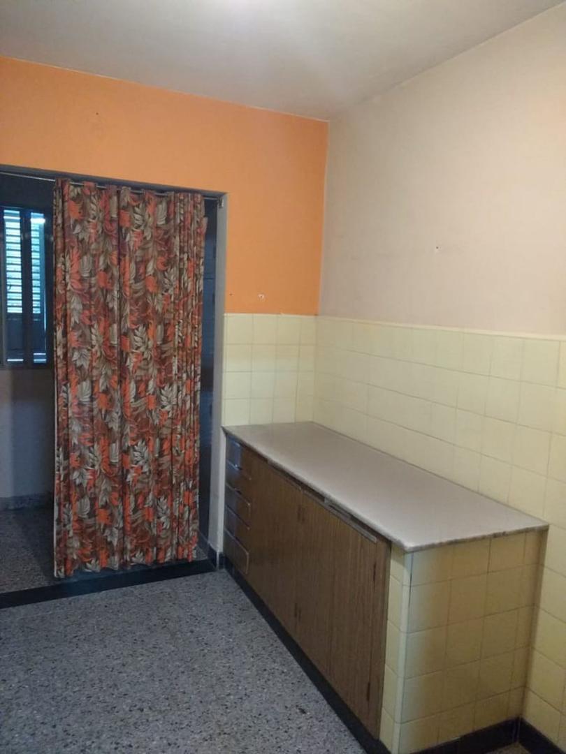 Leandro N. Alem 2300