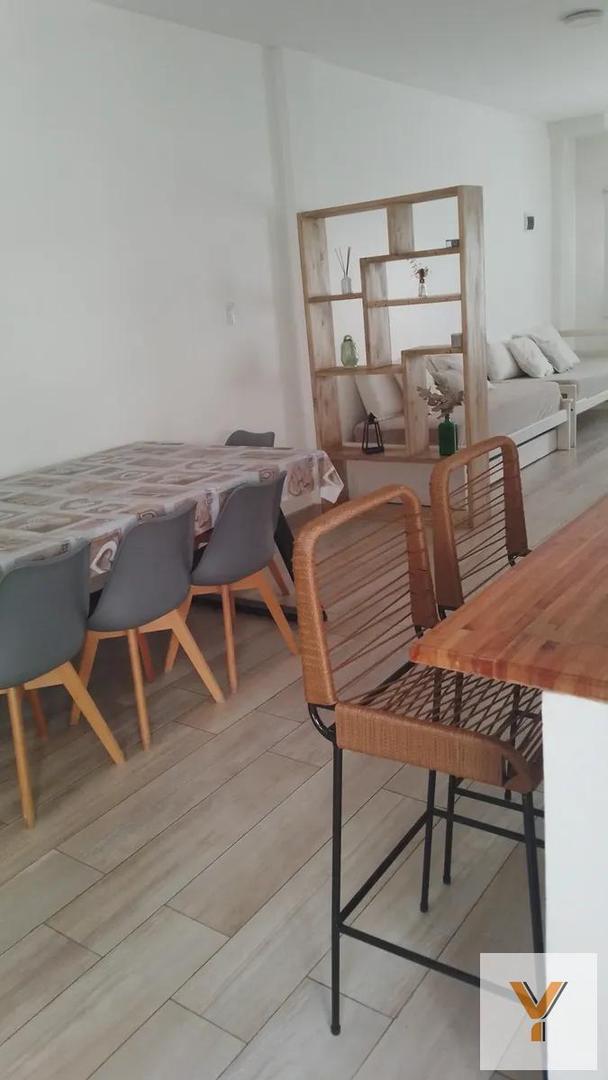 Depto Tipo Casa en Alquiler Temporal de 2 ambientes