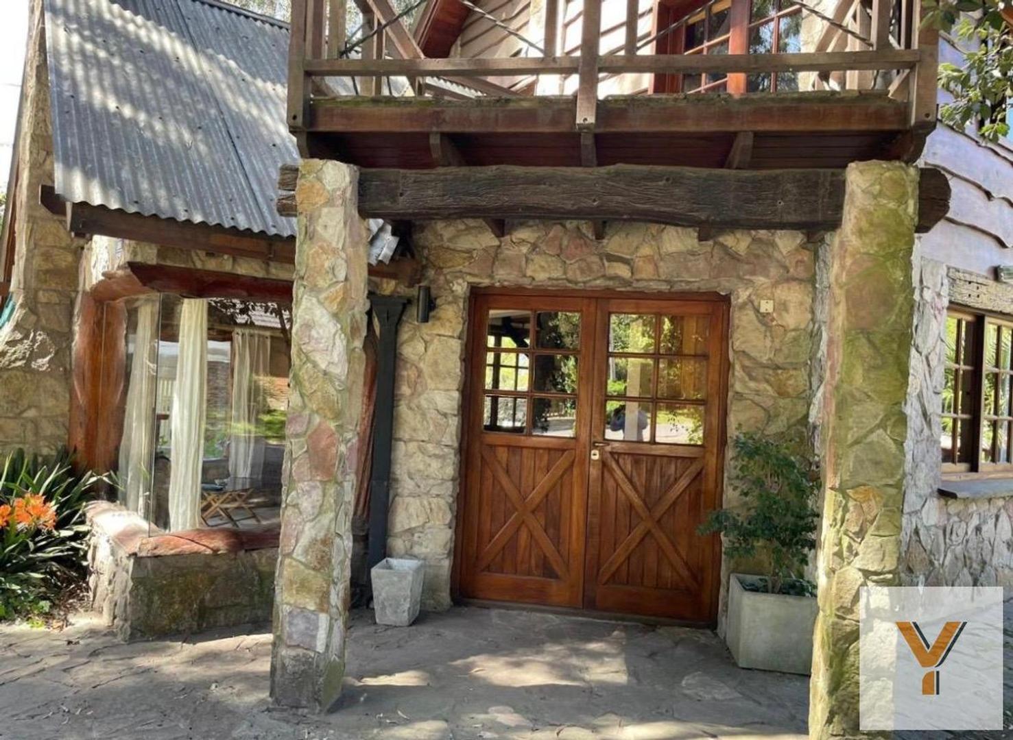 Casa en Alquiler de 3 dormitorios