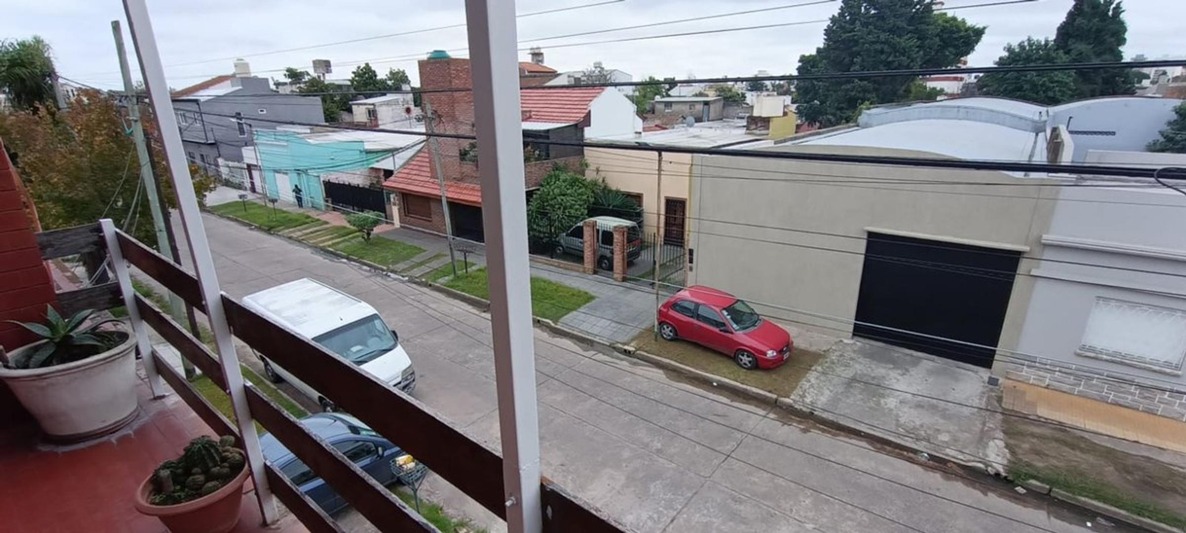 DEPARTAMENTO 4 AMB VENTA WILDE / BERNAL