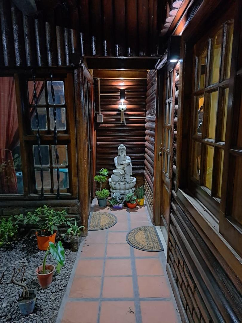 VENTA CASA 4 AMBIENTES BARRIO CERRADO LAS ACACIAS  LA REJA