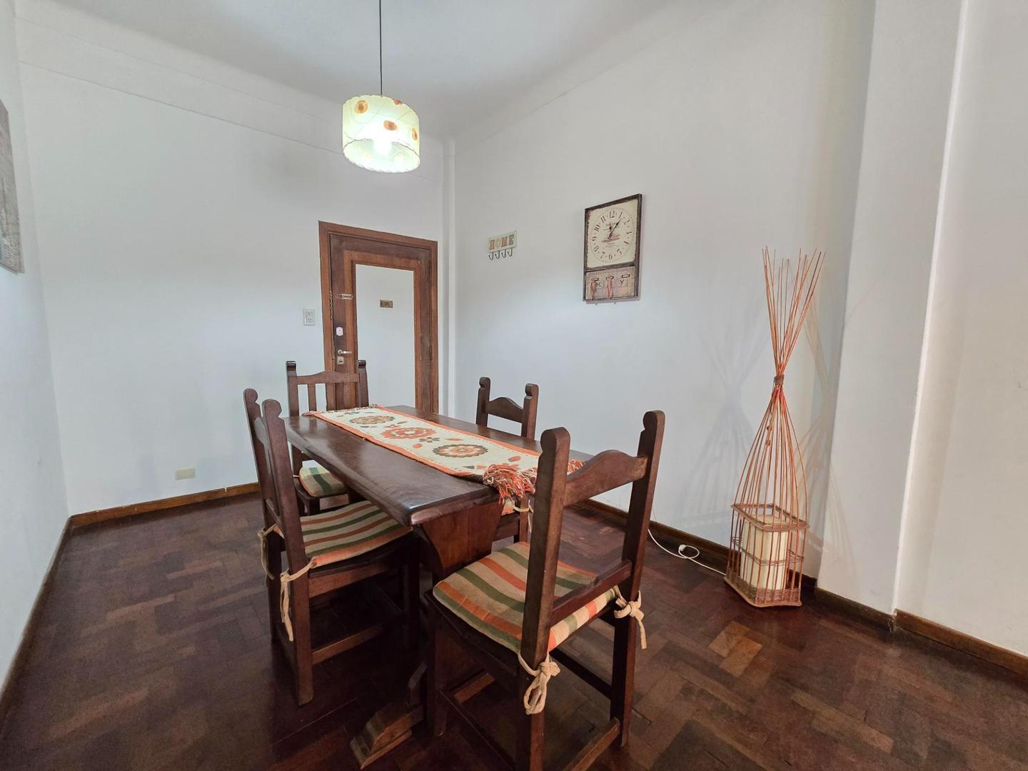 Av. Martín García 500, Piso 1