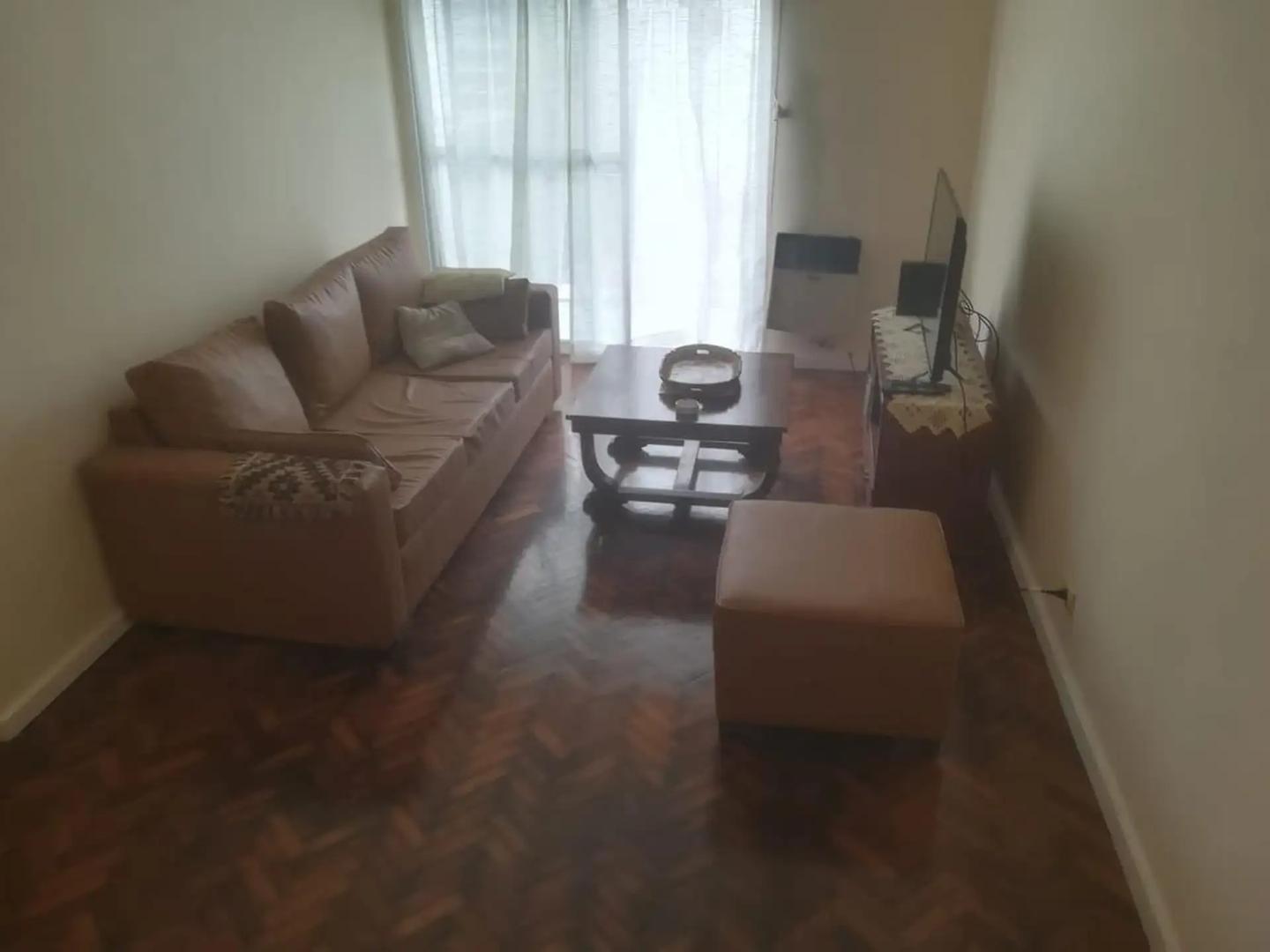 Honduras 3800, Piso 7