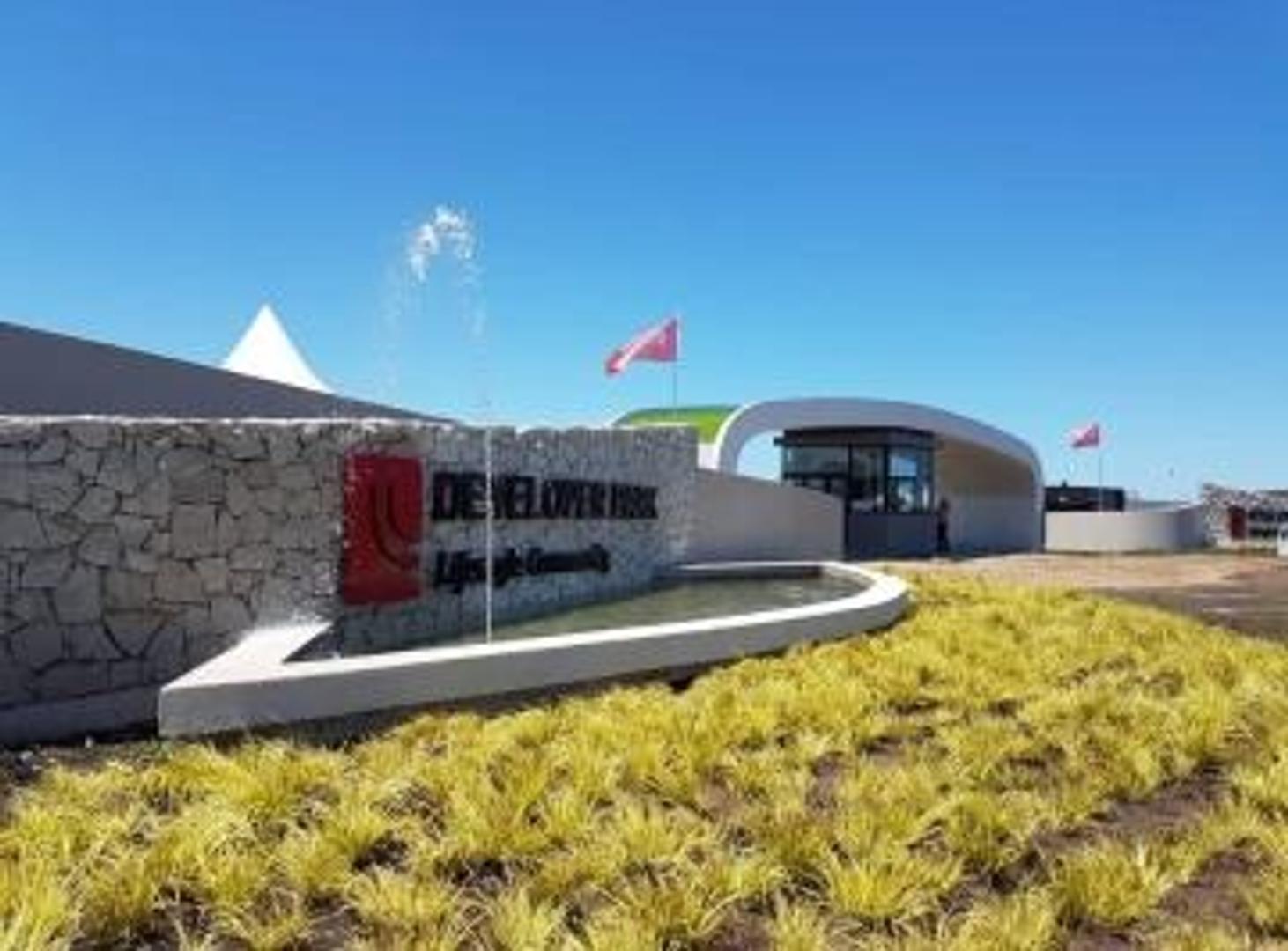 VENTA DEVELOPER PARK LOTE 1358m2