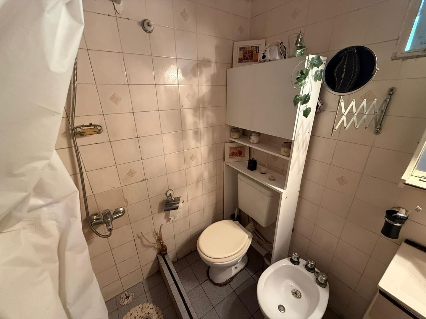Departamento 4 ambientes con 1 baño