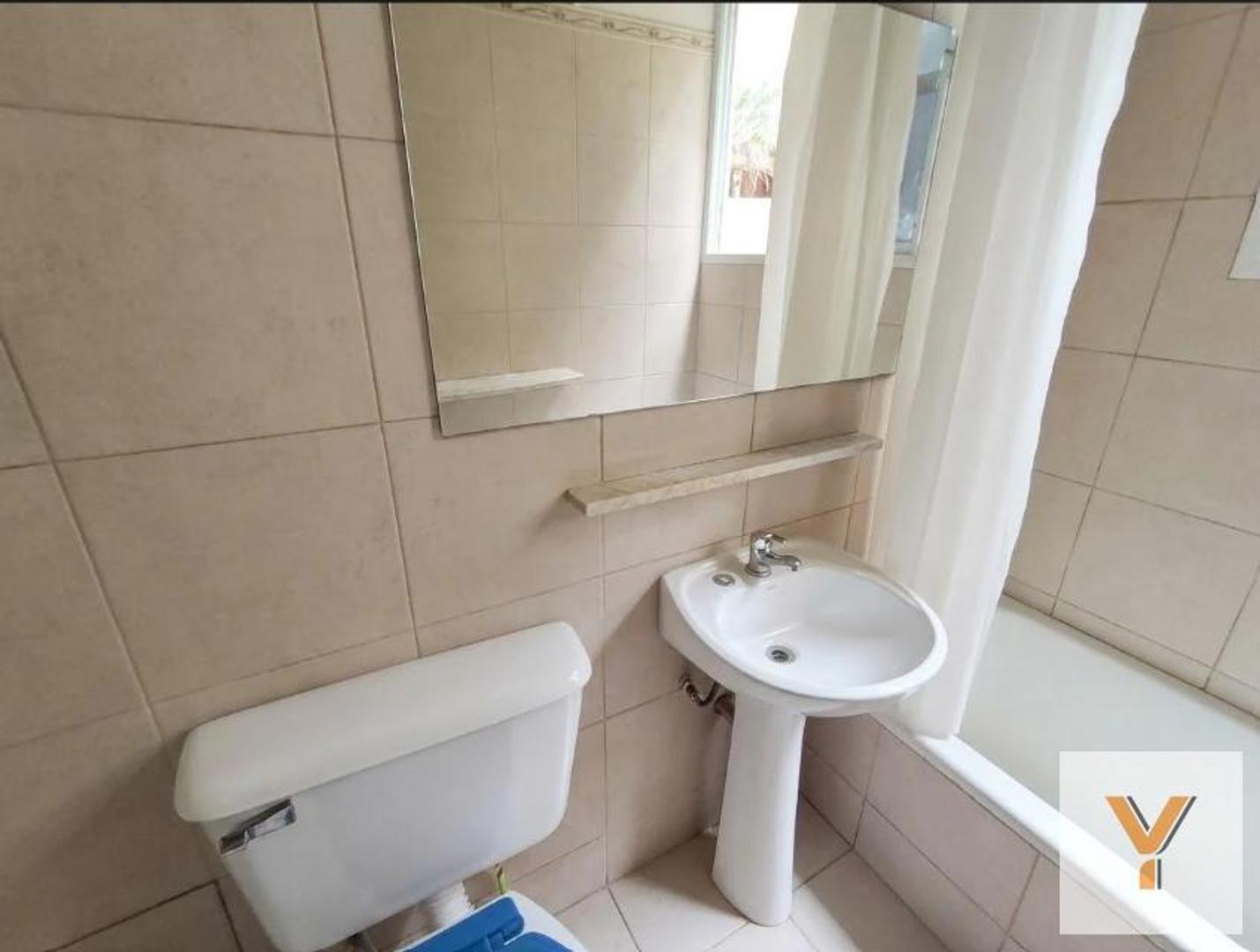 Departamento 3 ambientes con 1 baño