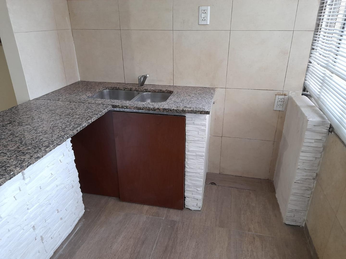 Venta depto en Villa Luzuriaga
