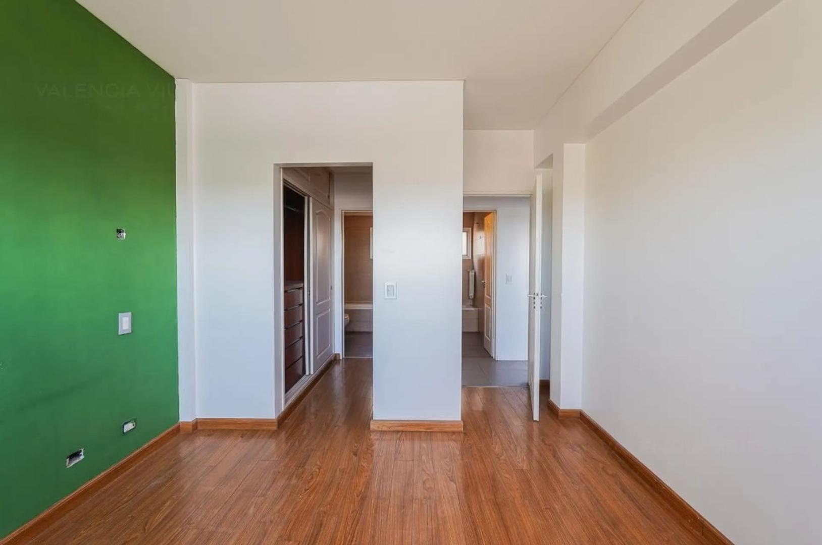 Depto Semipiso en Venta 3 amb Cochera Terraza Haedo Centro