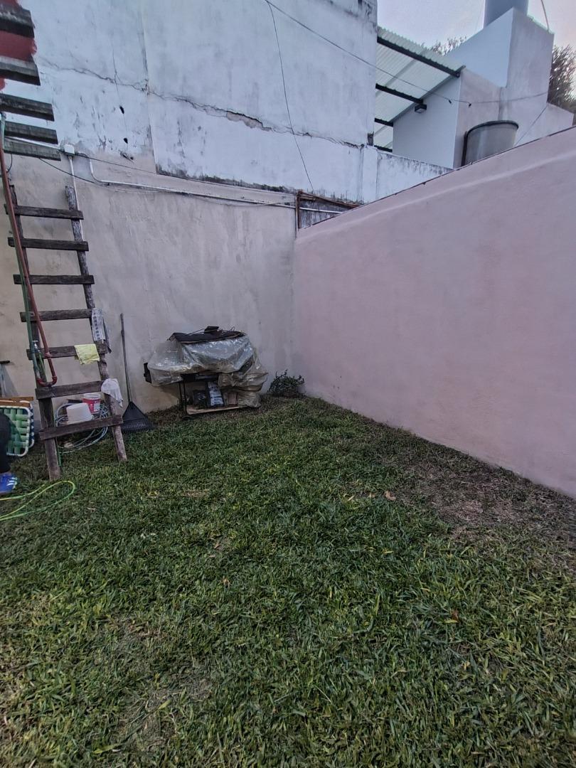 Depto Tipo Casa en Venta de 3 ambientes