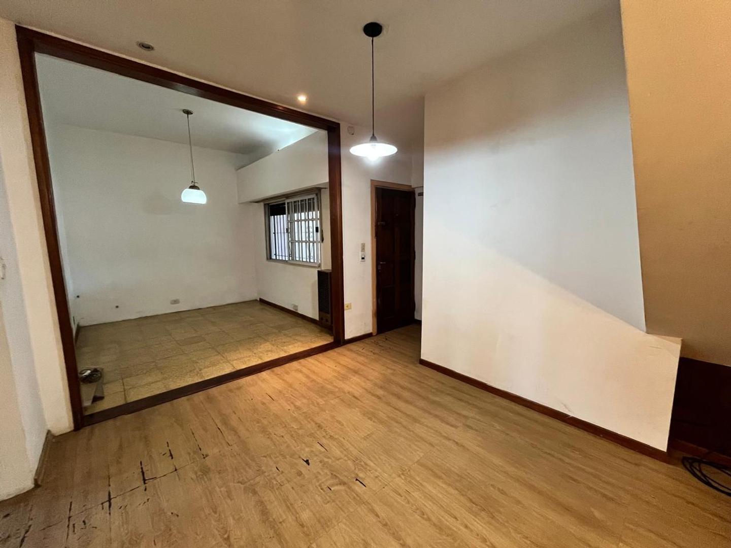 Depto Tipo Casa en Venta con 2 cocheras