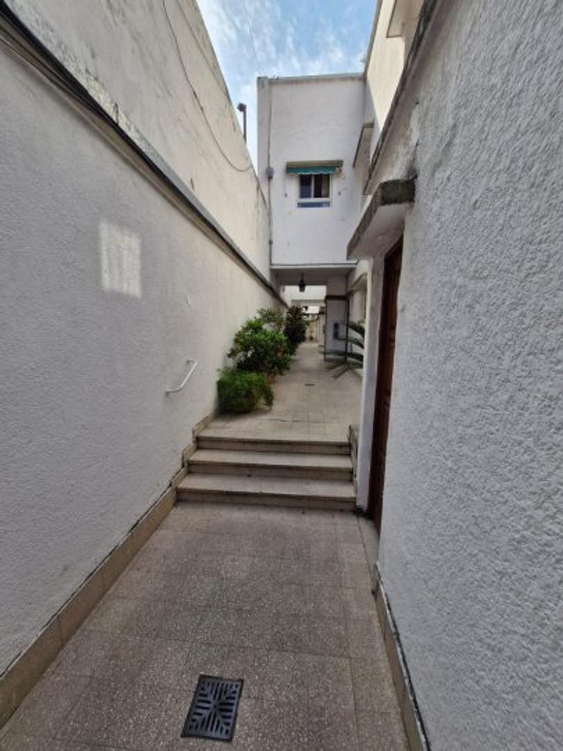 Sarmiento 1261 , Piso 1