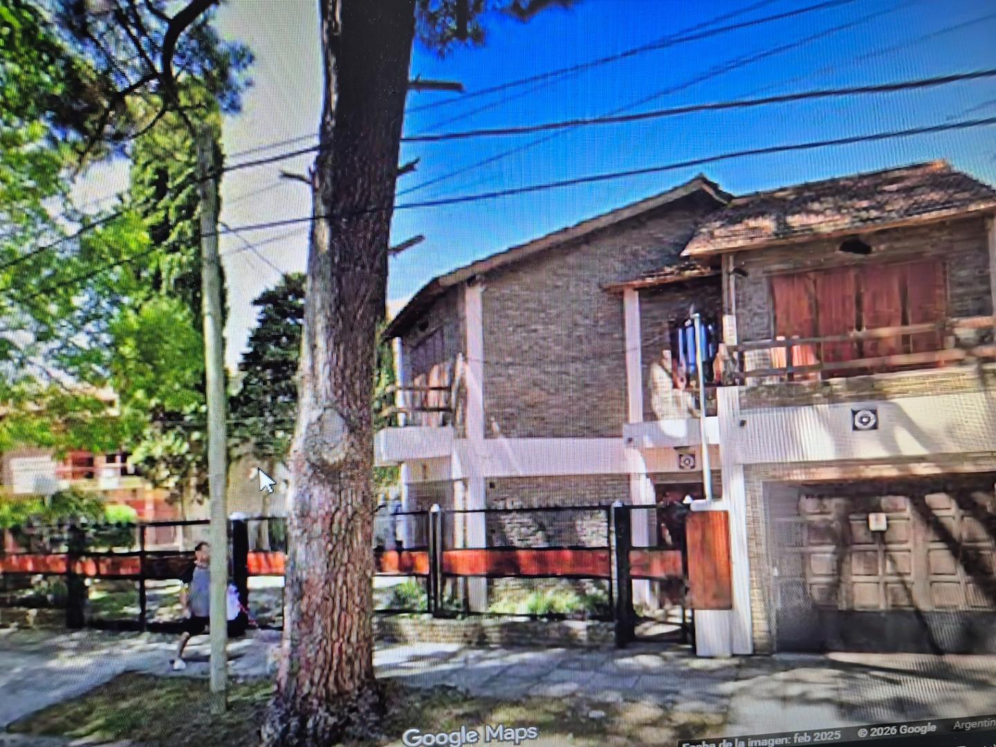 DUPLEX 3 AMBIENTES 4 C. DE LA PLAYA CON COCHERA Y PATIO