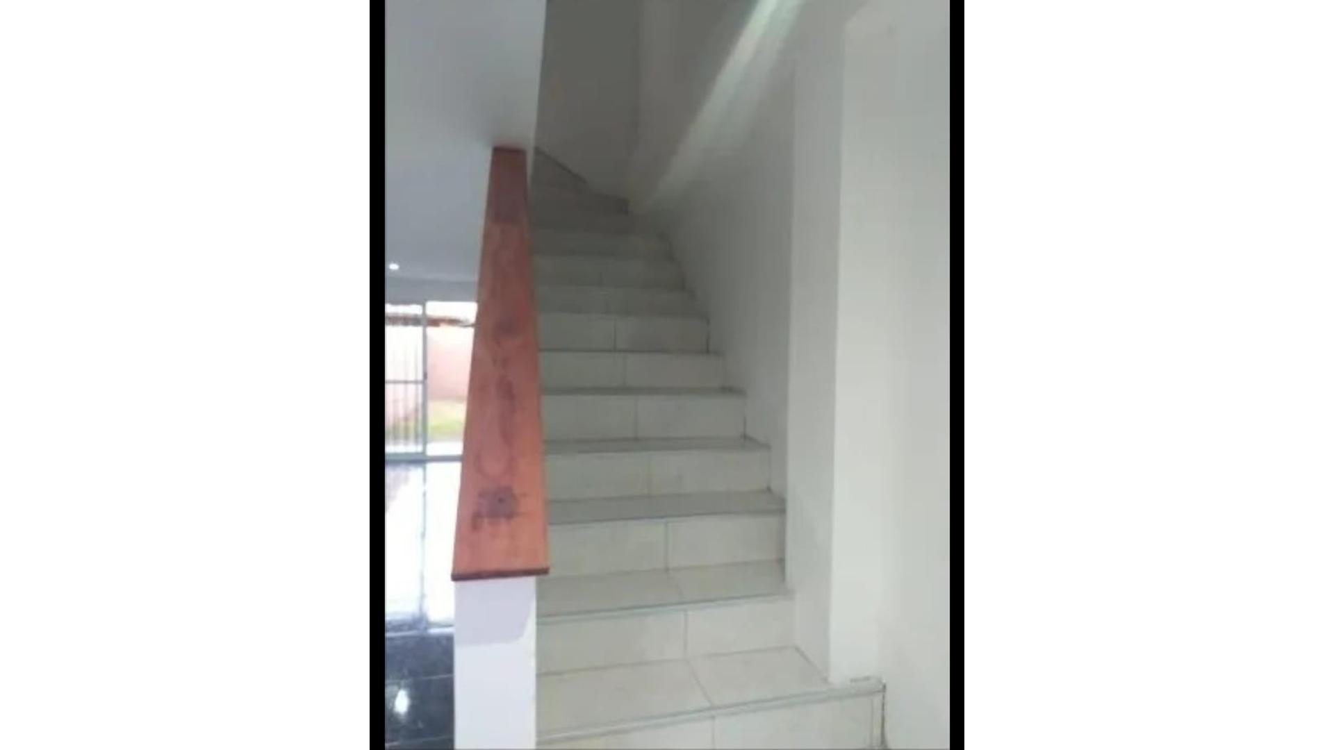 Triplex 4 amb con patio y cochera. IMPECABLE