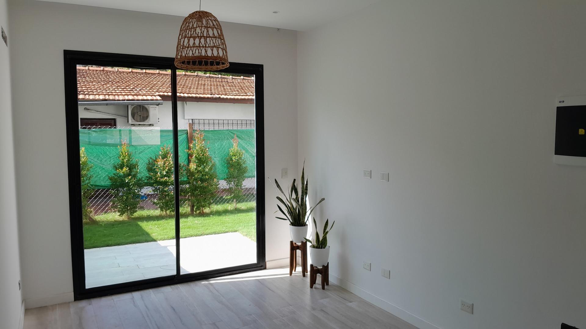 Depto Tipo Casa en Venta de 2 dormitorios