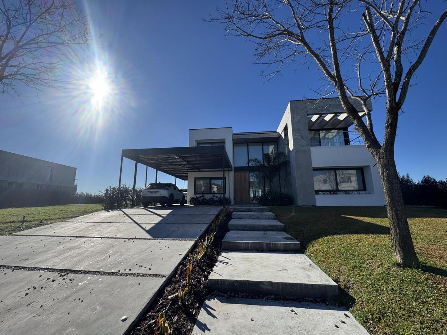 CASA EN VENTA PUERTOS MARINAS