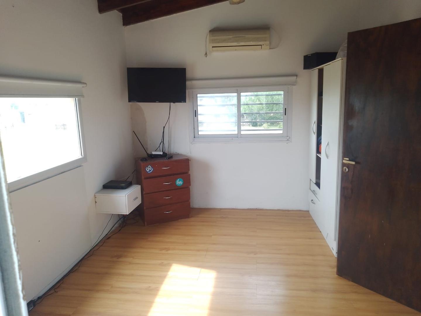 EN VENTA CASA 4 AMBIENTES LA CALETA MAR CHIQUITA