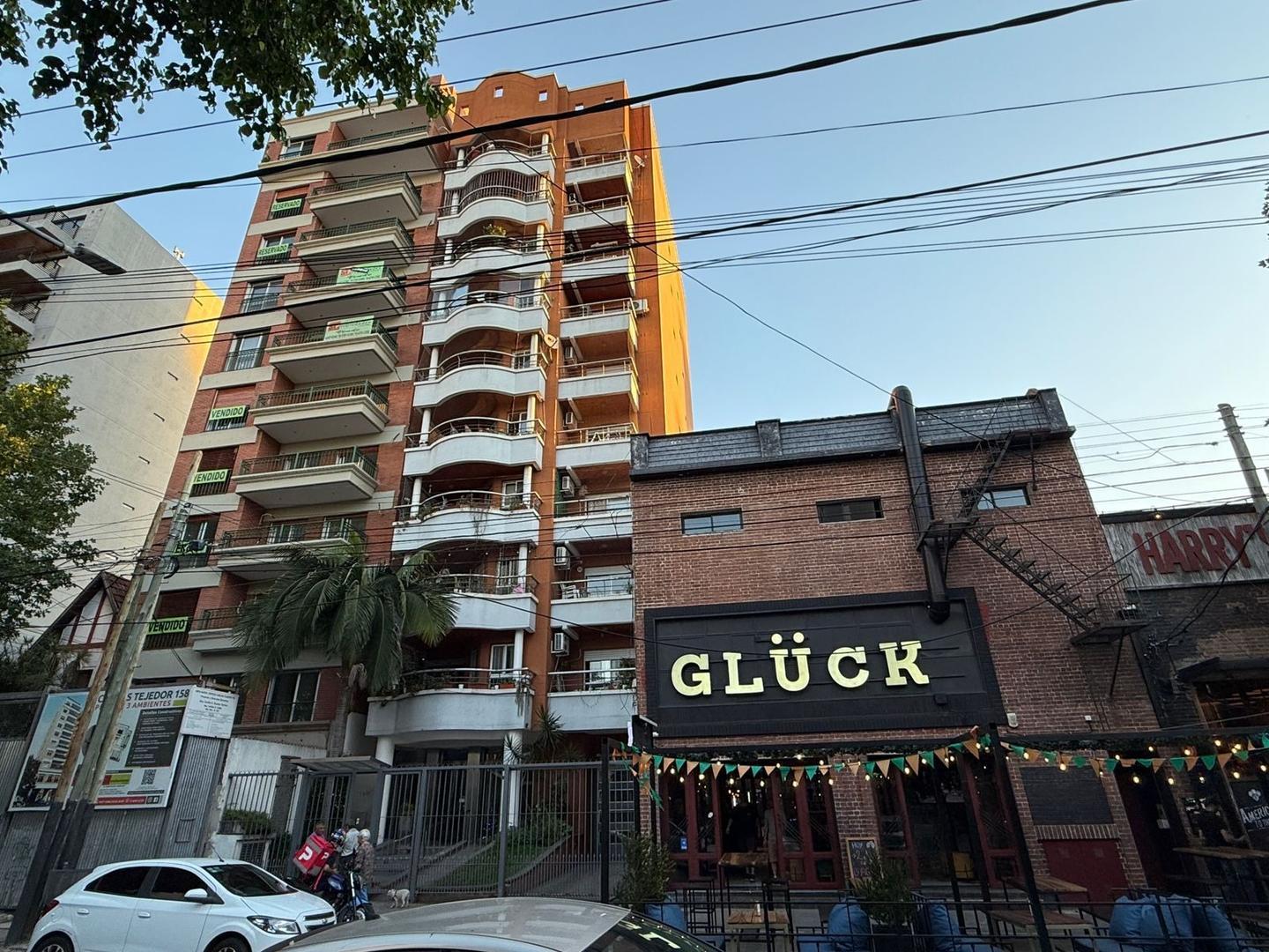 Carlos Tejedor 100, Piso 9