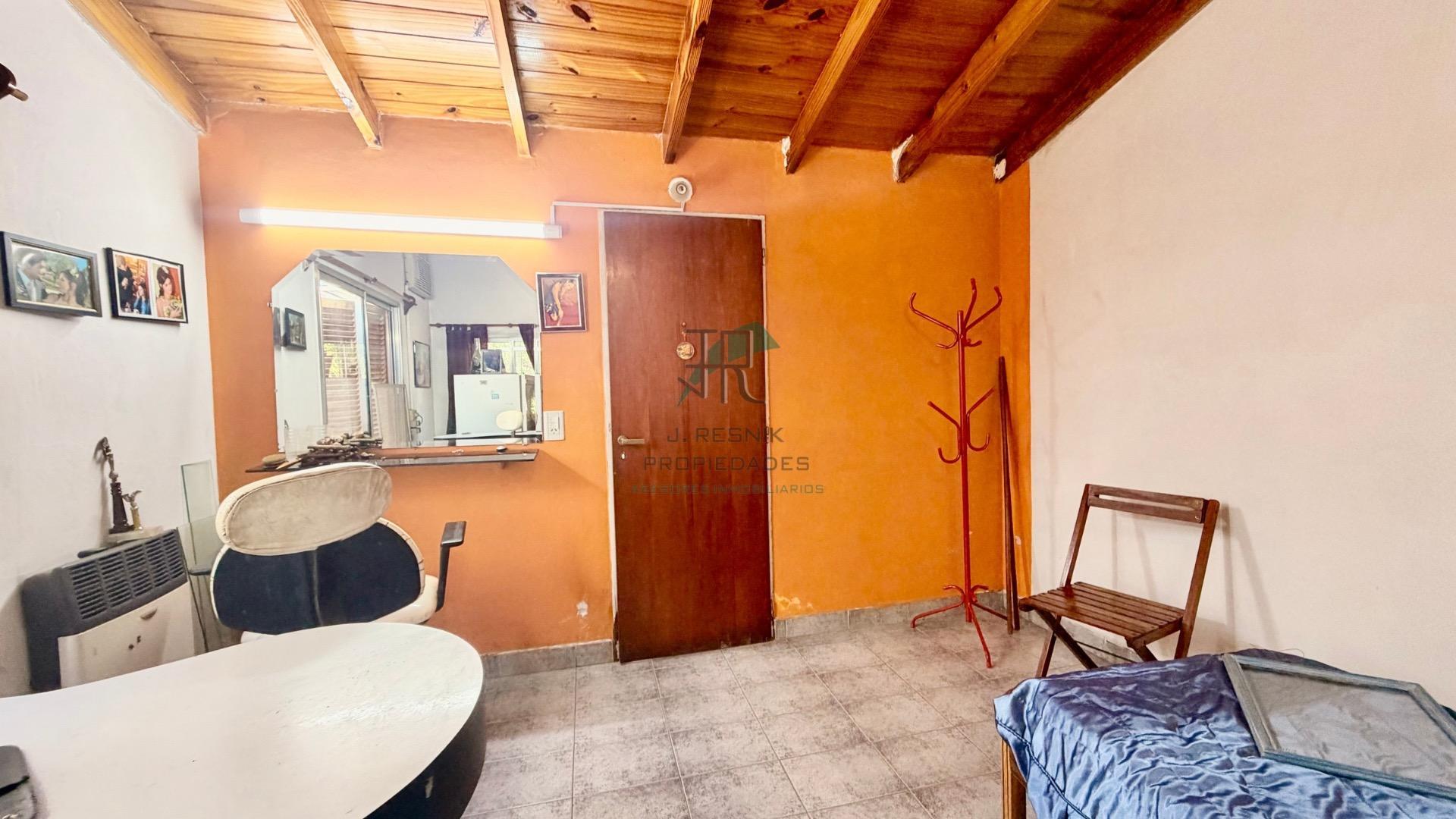 Depto Tipo Casa en Venta en Tablada, USD 68.000